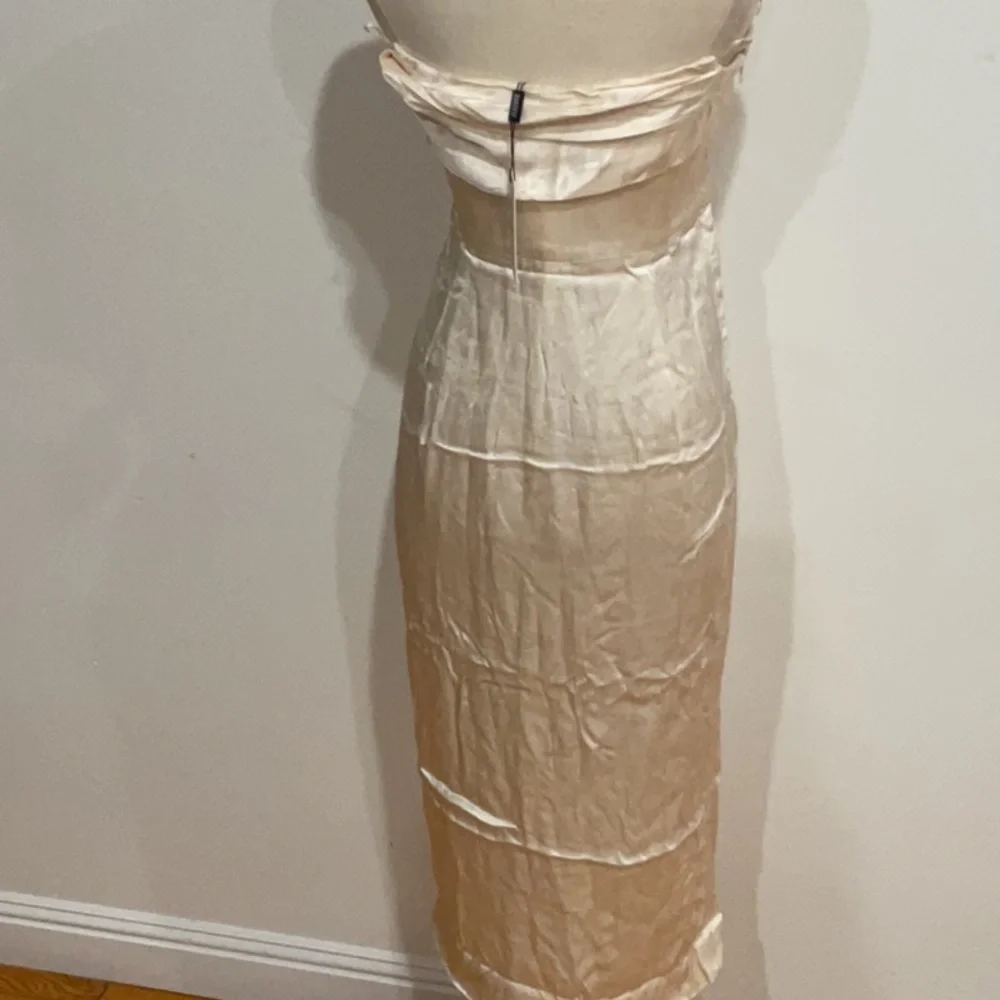 Bardot Elio Corset Dress in Gold & Ivory, Size: 6 - Picture 8 of 9